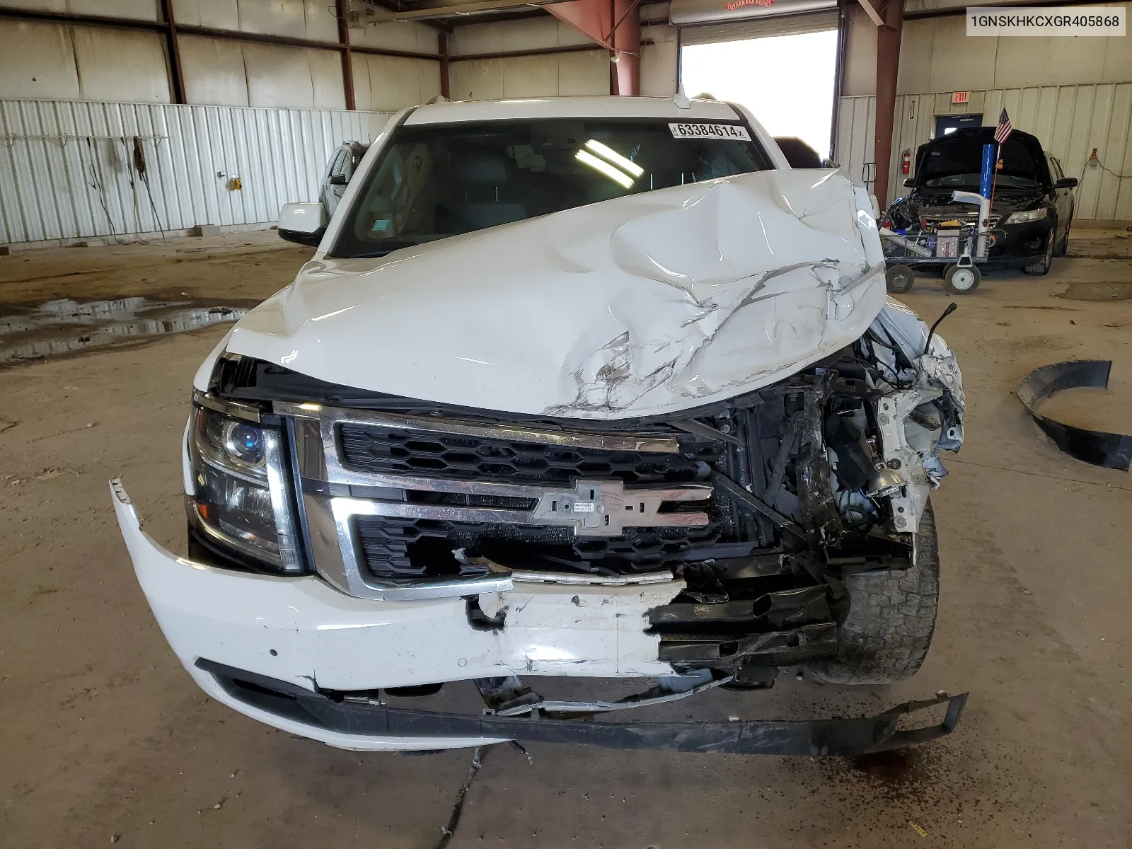 1GNSKHKCXGR405868 2016 Chevrolet Suburban K1500 Lt