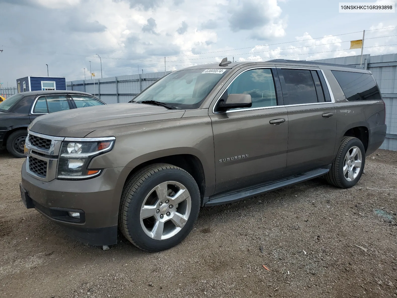 2016 Chevrolet Suburban K1500 Lt VIN: 1GNSKHKC1GR393898 Lot: 63805574