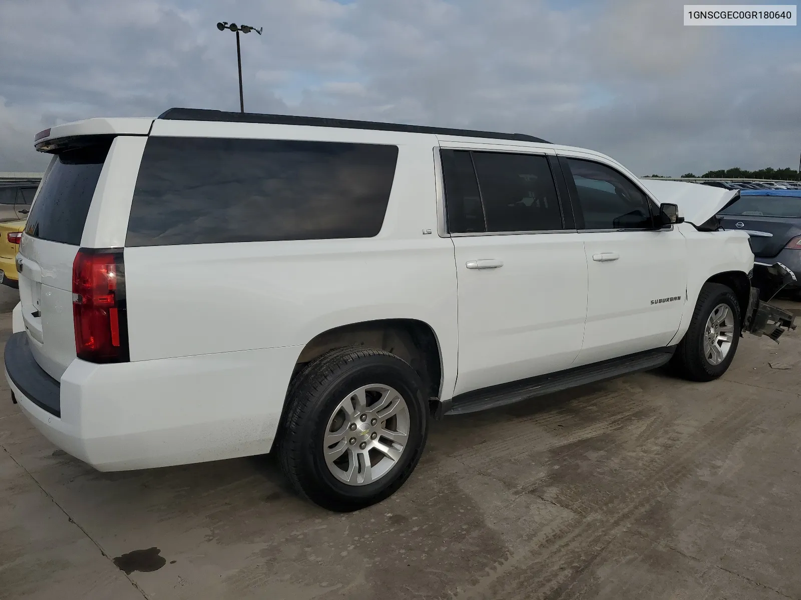 2016 Chevrolet Suburban C1500 Ls VIN: 1GNSCGEC0GR180640 Lot: 64640164