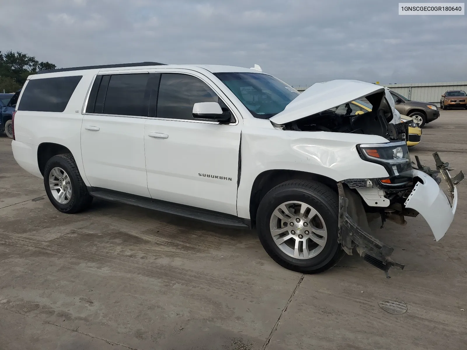 2016 Chevrolet Suburban C1500 Ls VIN: 1GNSCGEC0GR180640 Lot: 64640164