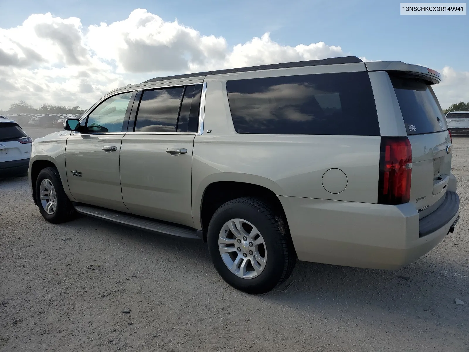 2016 Chevrolet Suburban C1500 Lt VIN: 1GNSCHKCXGR149941 Lot: 65391754