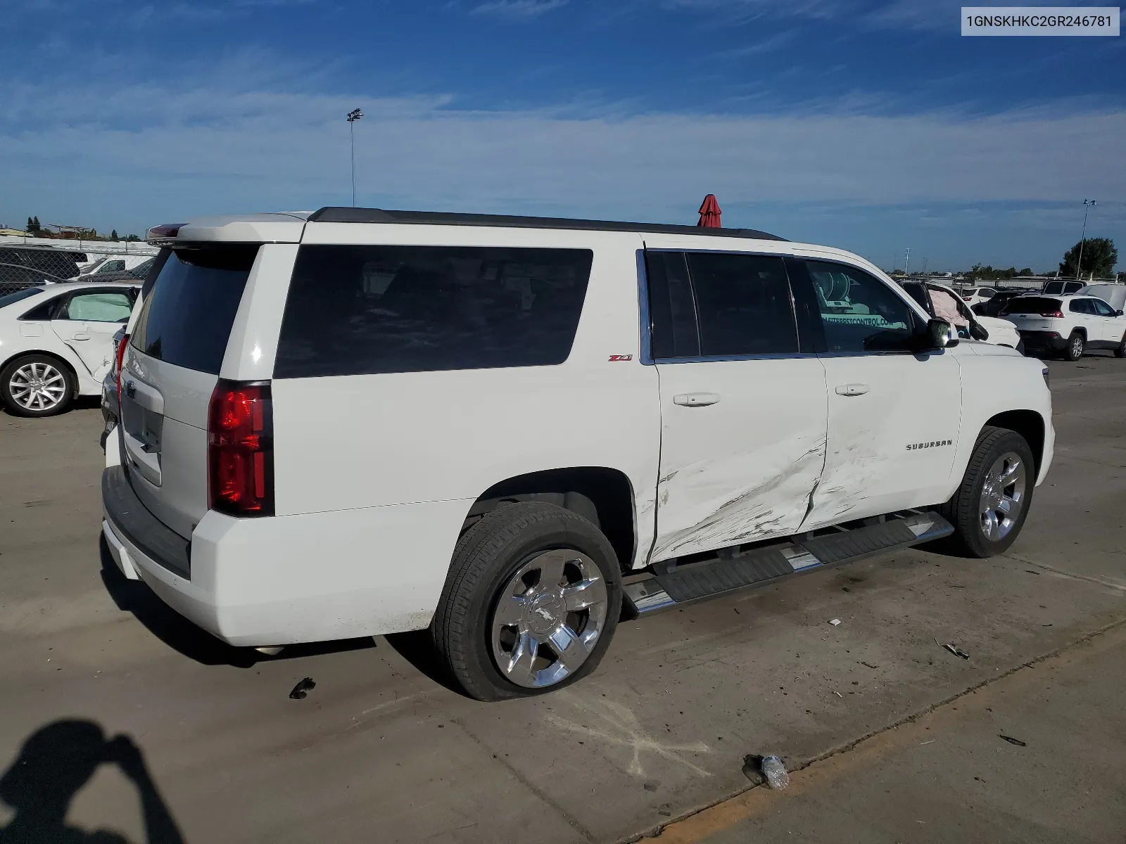 2016 Chevrolet Suburban K1500 Lt VIN: 1GNSKHKC2GR246781 Lot: 68145934