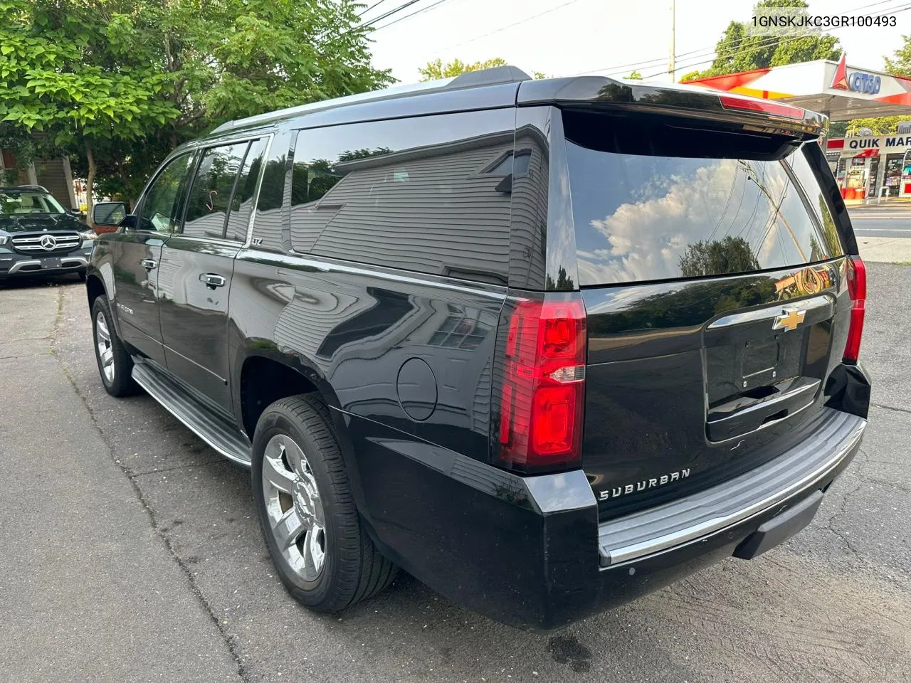 1GNSKJKC3GR100493 2016 Chevrolet Suburban K1500 Ltz