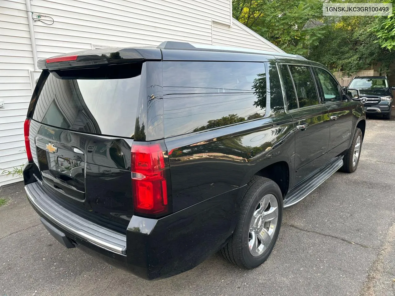 1GNSKJKC3GR100493 2016 Chevrolet Suburban K1500 Ltz