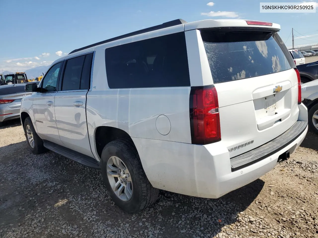 2016 Chevrolet Suburban K1500 Lt VIN: 1GNSKHKC9GR250925 Lot: 71539174