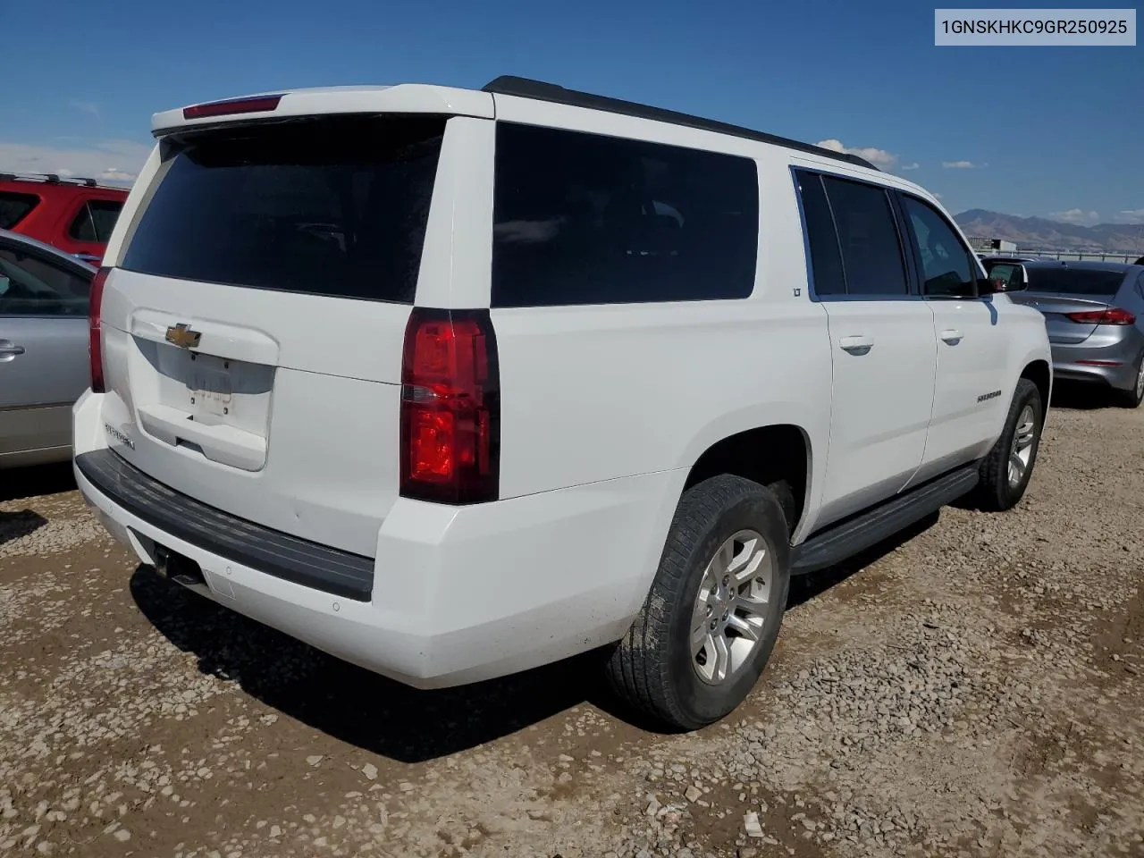 2016 Chevrolet Suburban K1500 Lt VIN: 1GNSKHKC9GR250925 Lot: 71539174