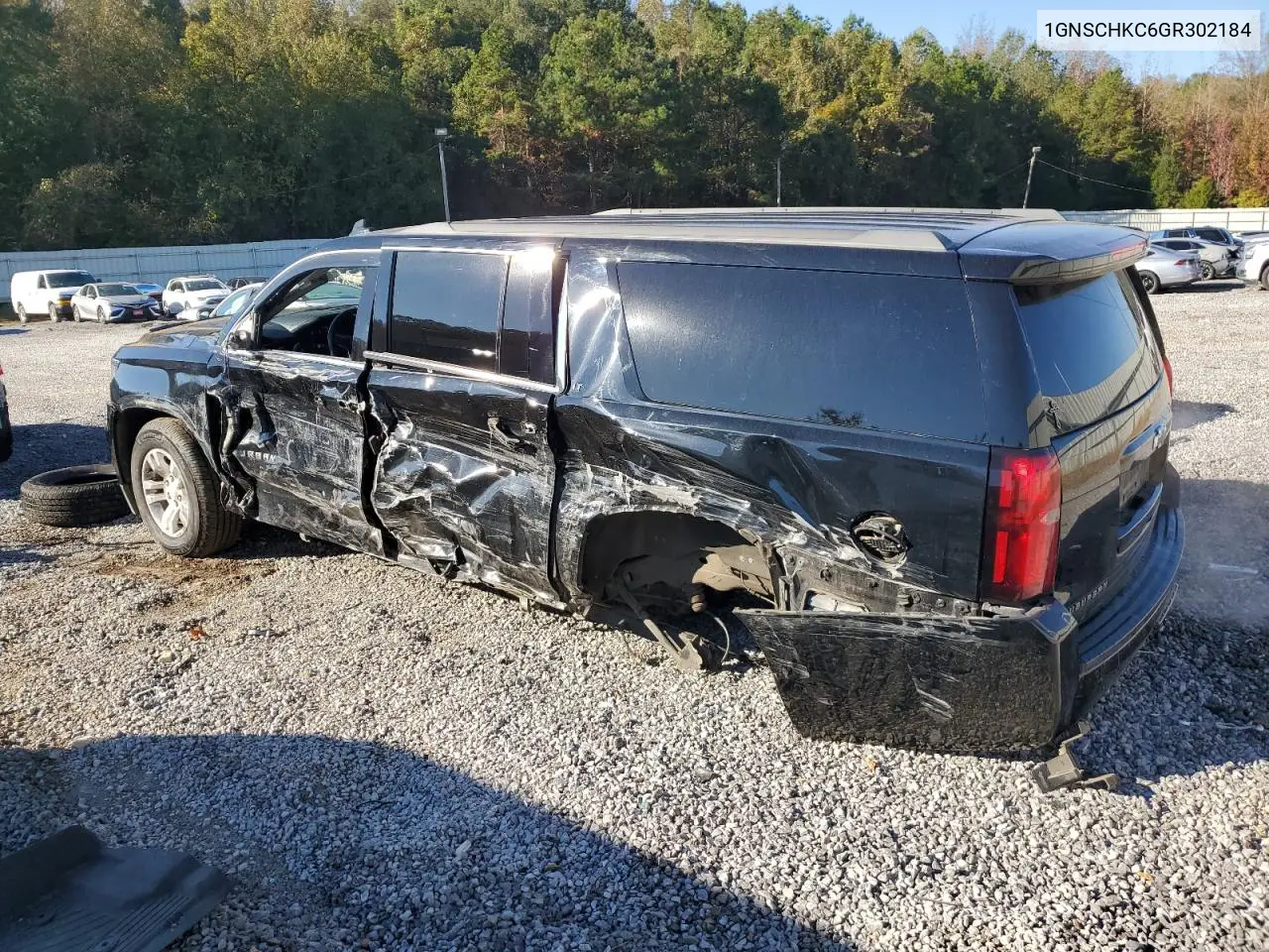1GNSCHKC6GR302184 2016 Chevrolet Suburban C1500 Lt
