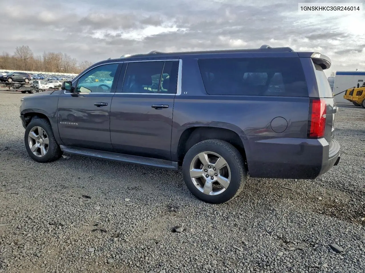 1GNSKHKC3GR246014 2016 Chevrolet Suburban K1500 Lt