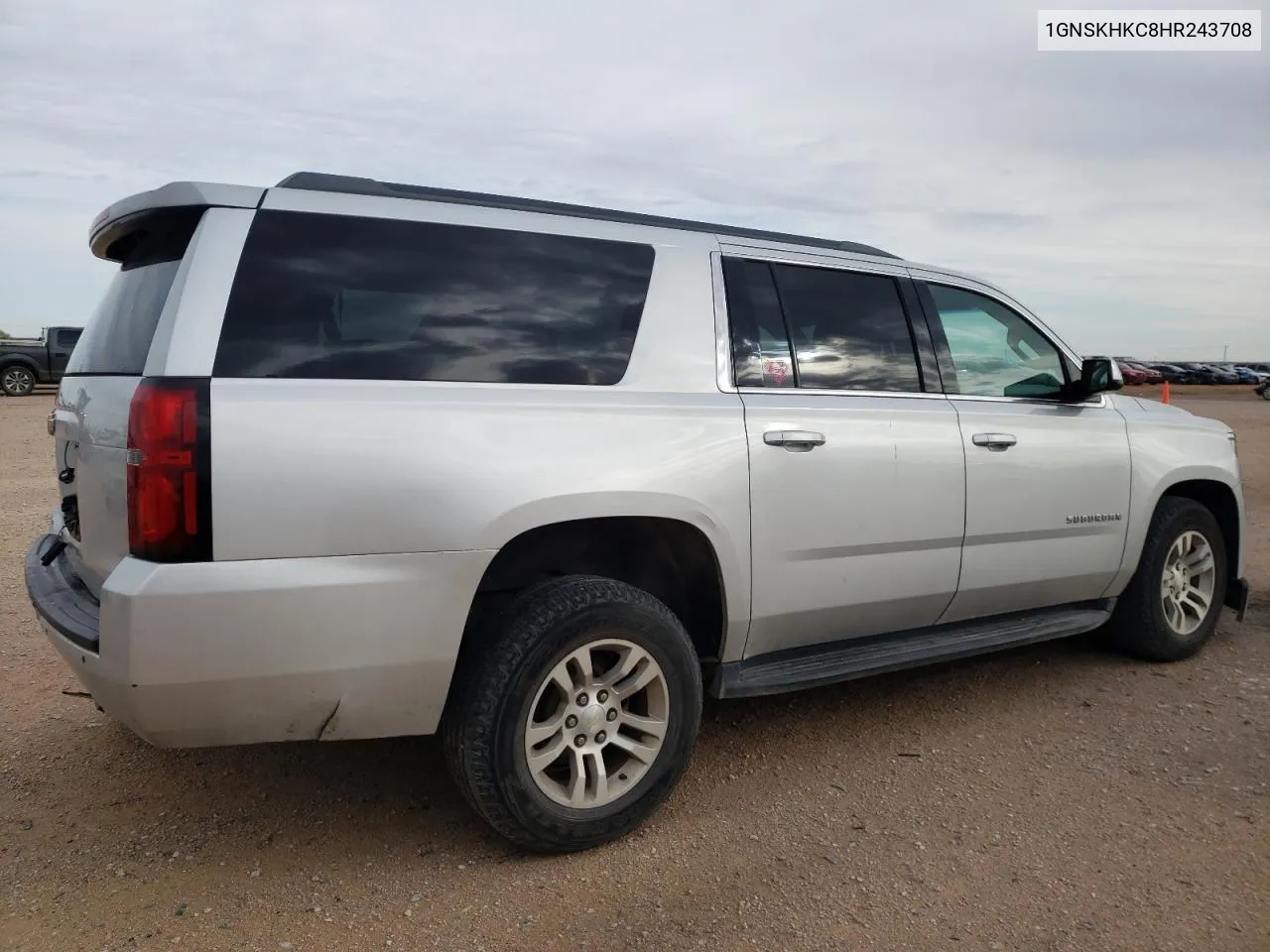 1GNSKHKC8HR243708 2017 Chevrolet Suburban K1500 Lt