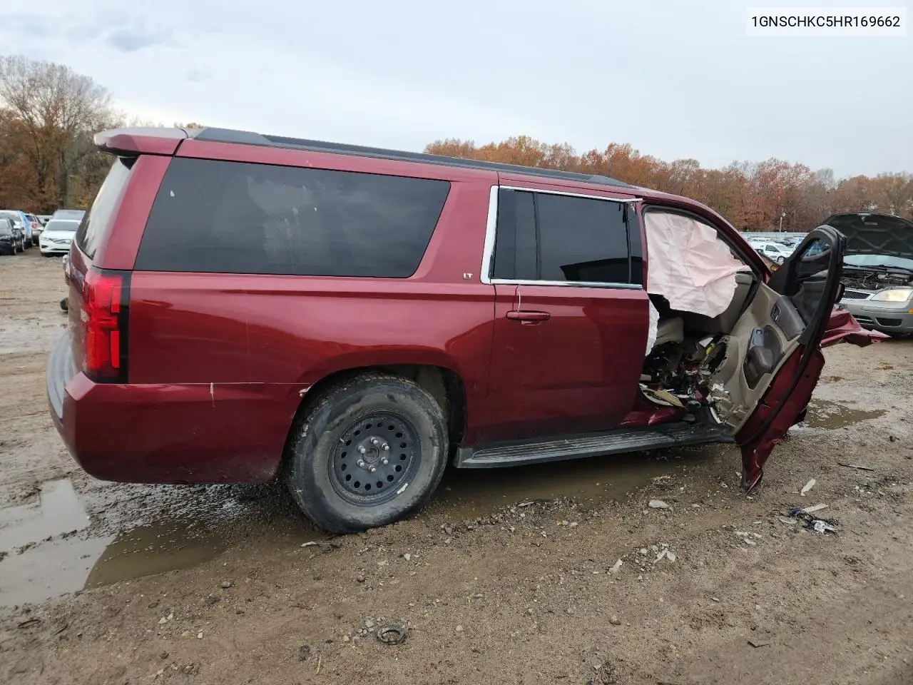 1GNSCHKC5HR169662 2017 Chevrolet Suburban C1500 Lt