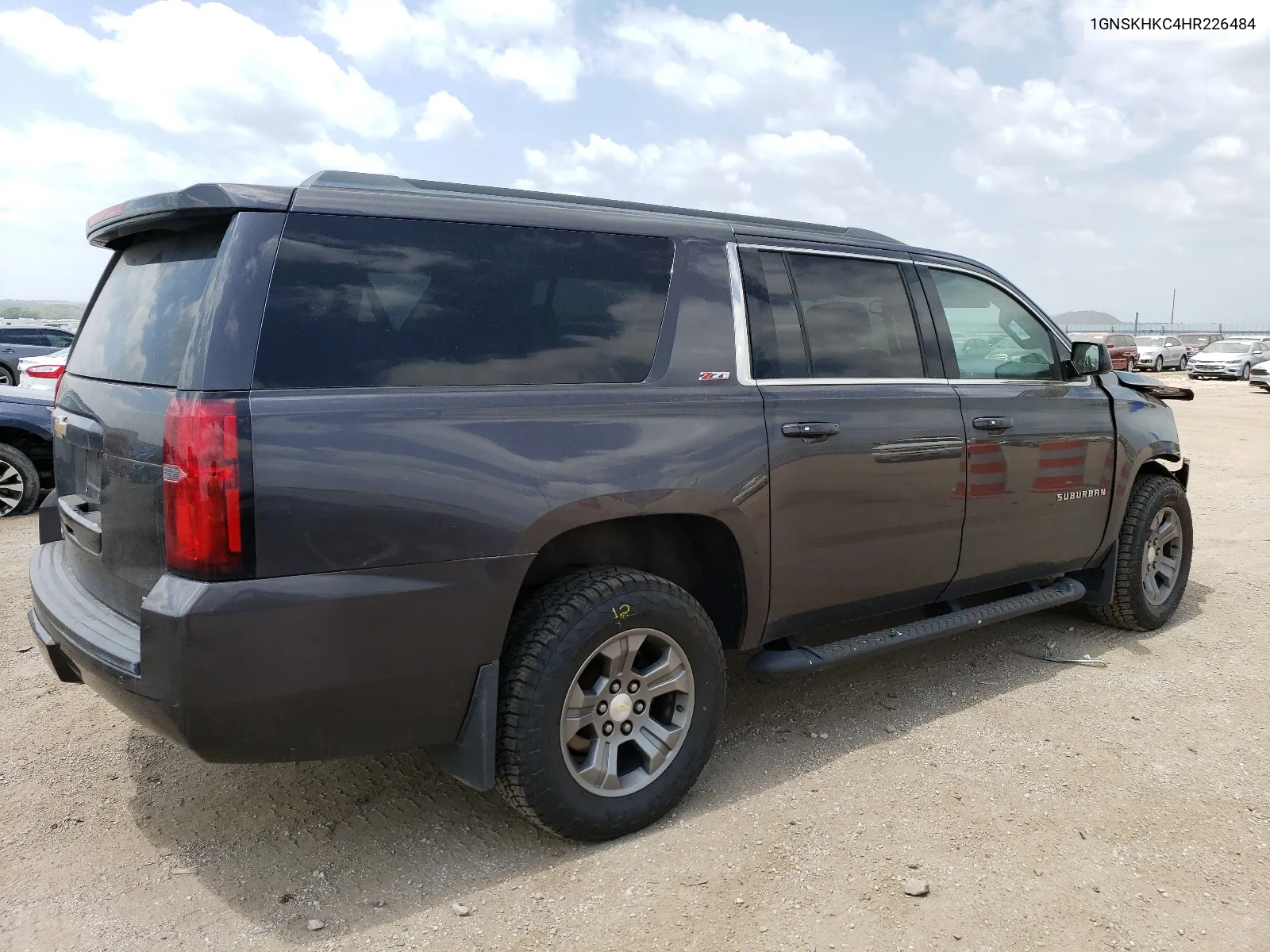 2017 Chevrolet Suburban K1500 Lt VIN: 1GNSKHKC4HR226484 Lot: 62754354