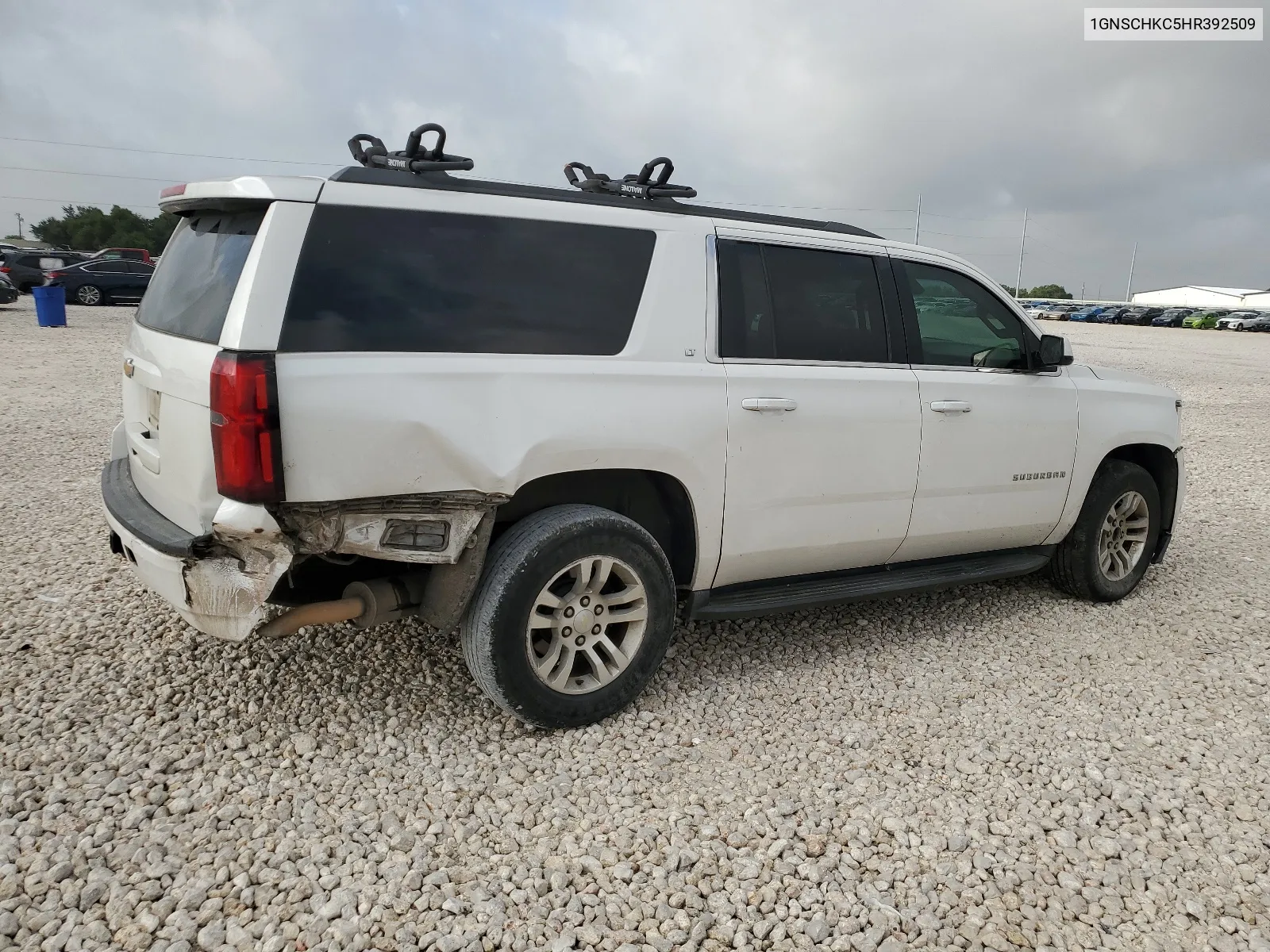 2017 Chevrolet Suburban C1500 Lt VIN: 1GNSCHKC5HR392509 Lot: 65403354