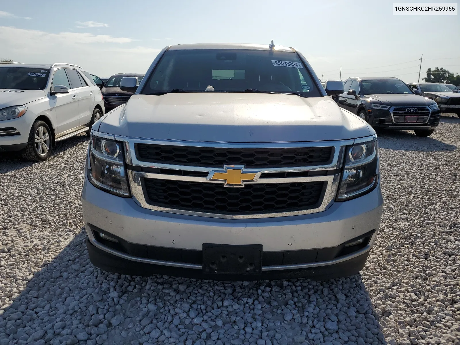 1GNSCHKC2HR259965 2017 Chevrolet Suburban C1500 Lt