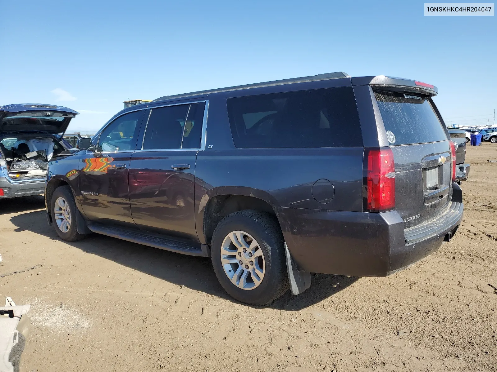 2017 Chevrolet Suburban K1500 Lt VIN: 1GNSKHKC4HR204047 Lot: 67309184