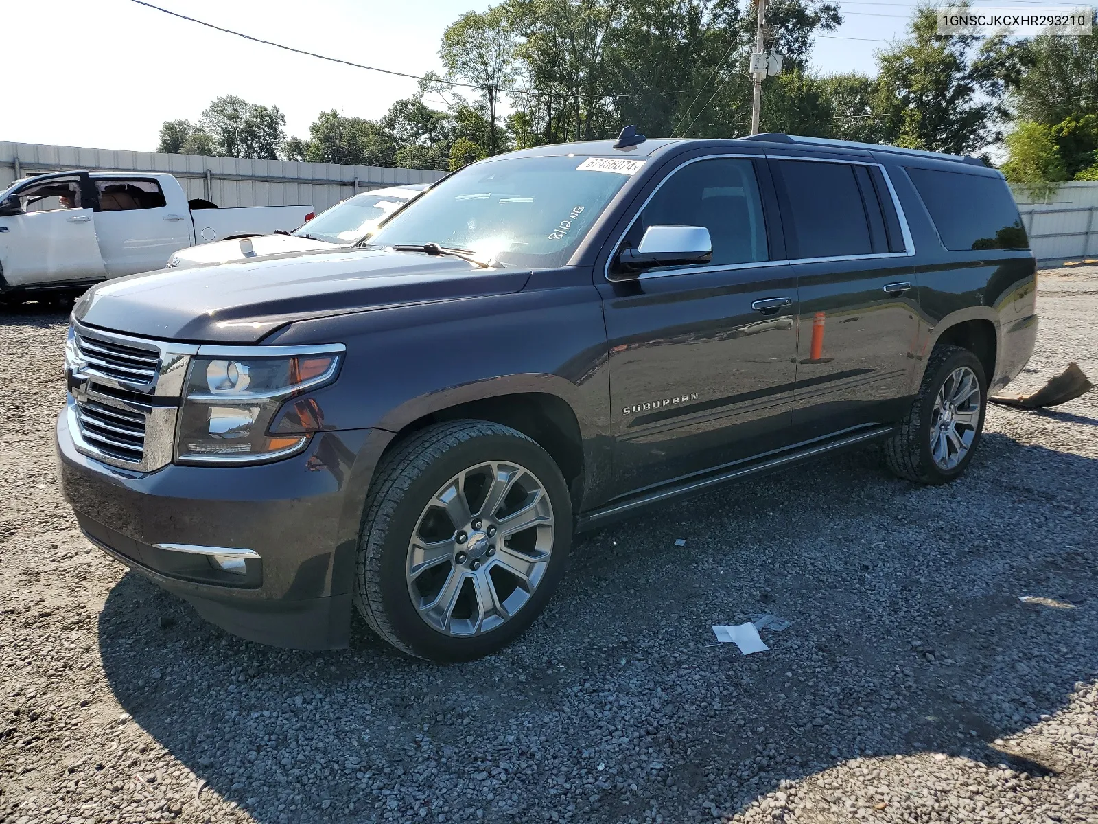 1GNSCJKCXHR293210 2017 Chevrolet Suburban C1500 Premier