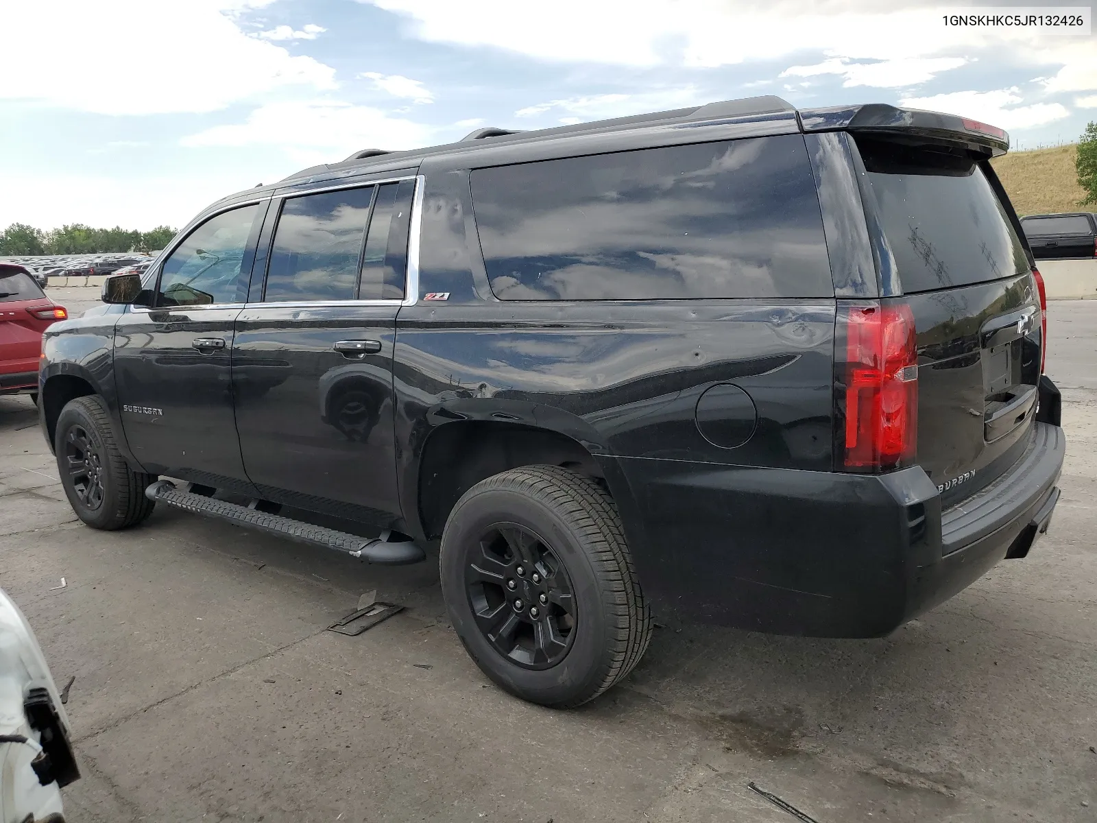 2018 Chevrolet Suburban K1500 Lt VIN: 1GNSKHKC5JR132426 Lot: 62747914