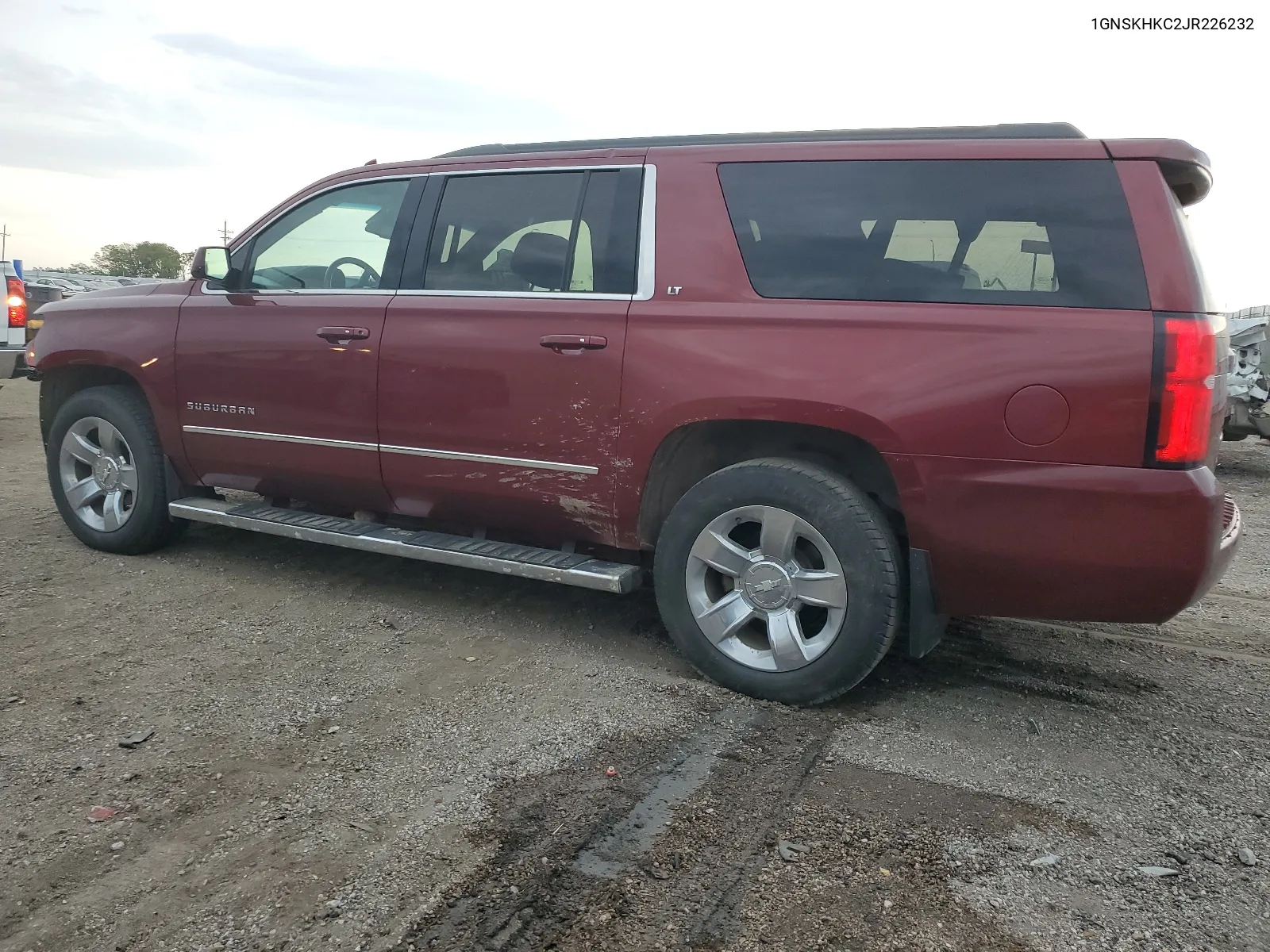 2018 Chevrolet Suburban K1500 Lt VIN: 1GNSKHKC2JR226232 Lot: 65073654