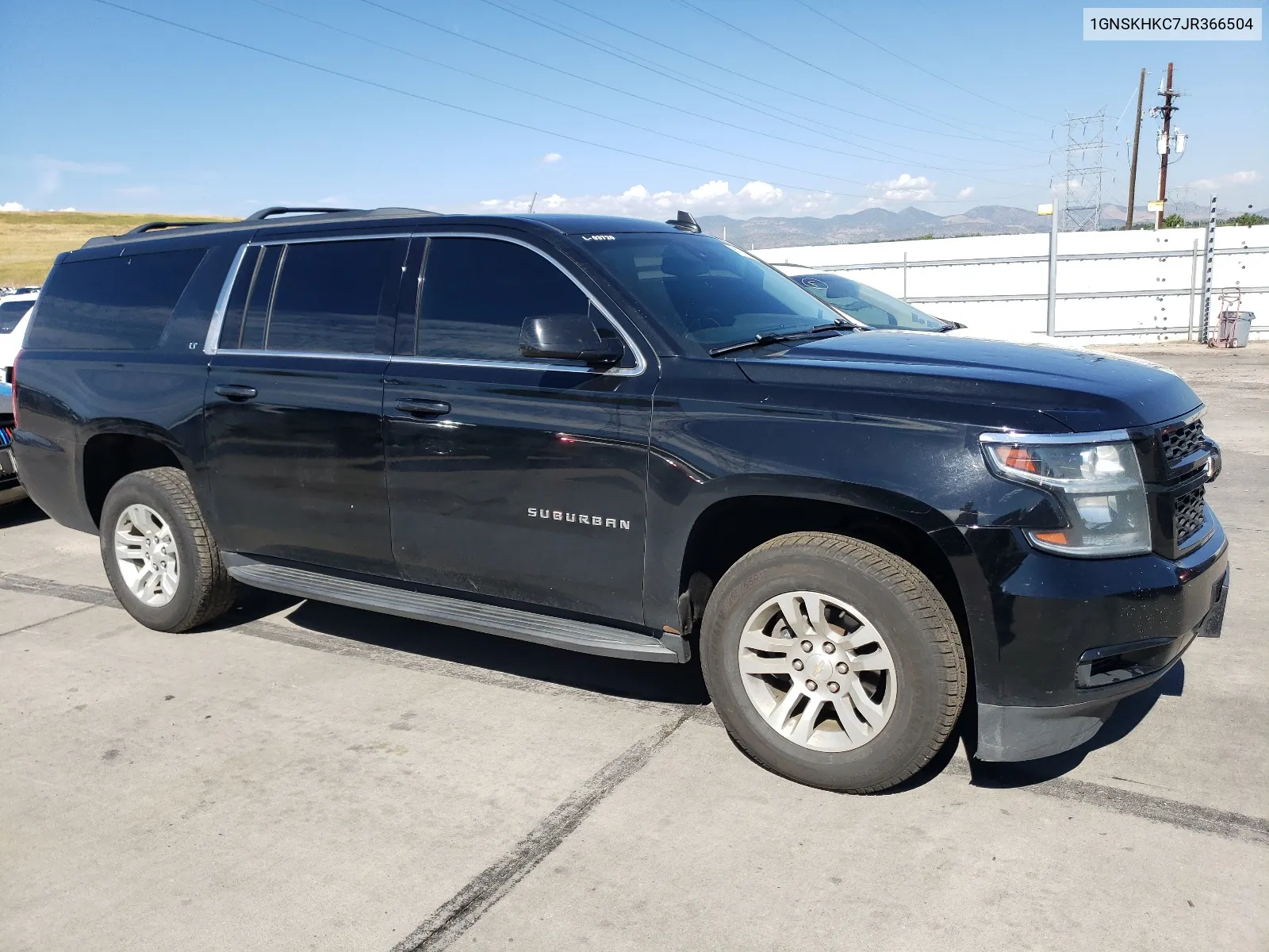 1GNSKHKC7JR366504 2018 Chevrolet Suburban K1500 Lt