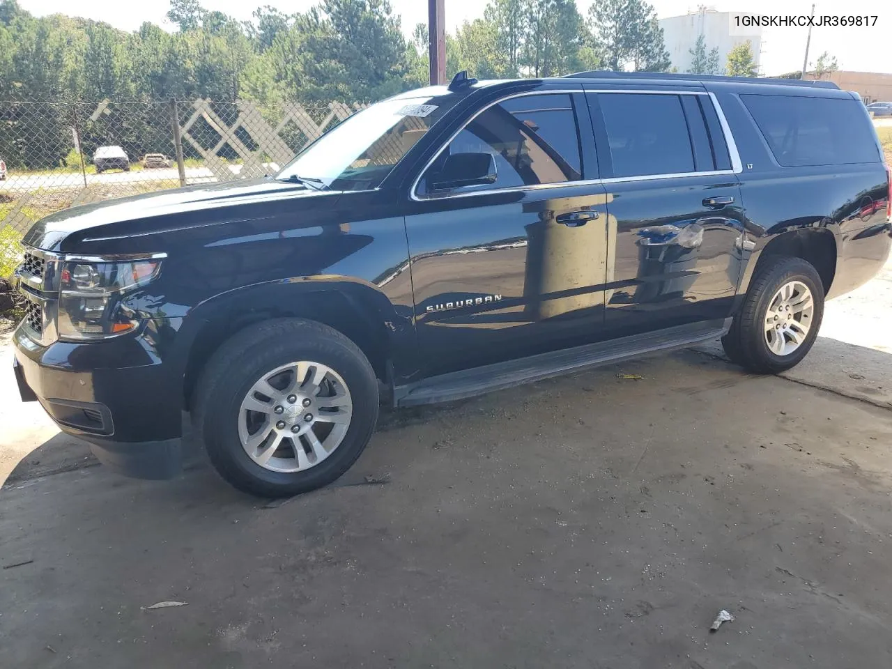 1GNSKHKCXJR369817 2018 Chevrolet Suburban K1500 Lt