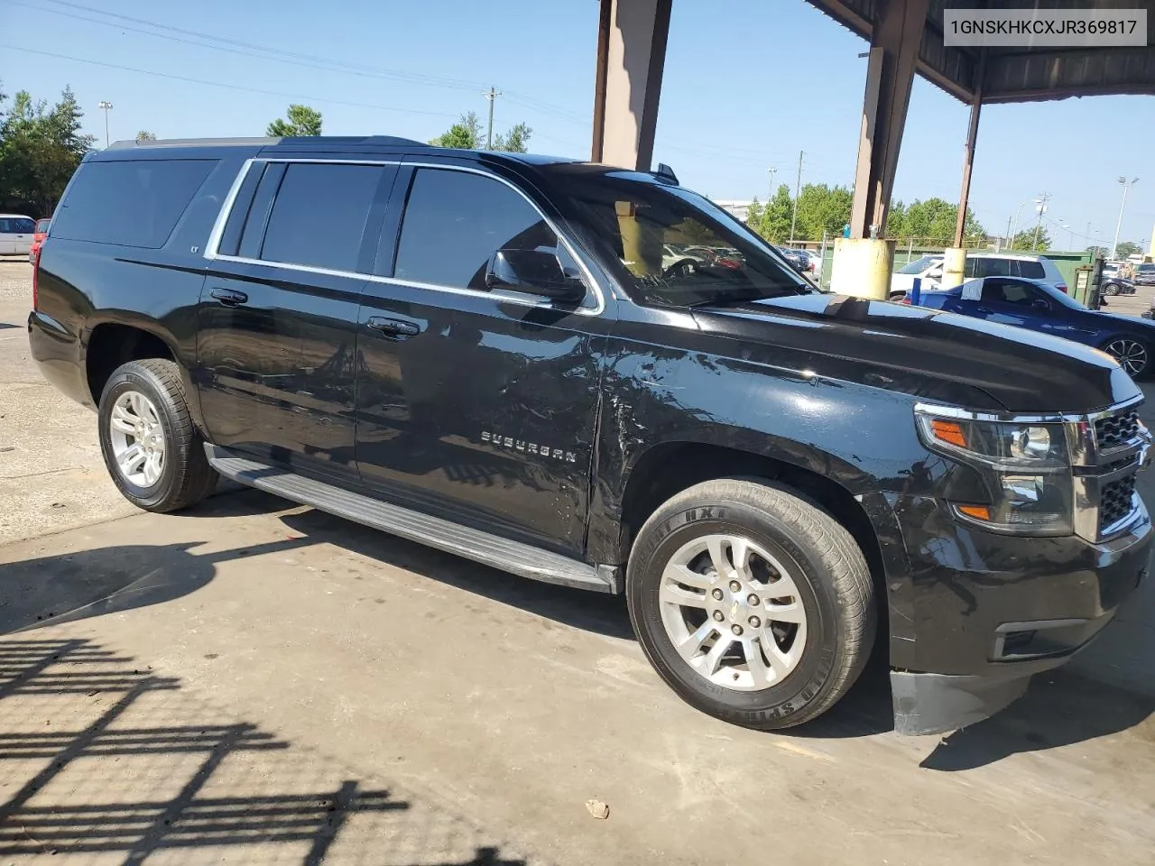 1GNSKHKCXJR369817 2018 Chevrolet Suburban K1500 Lt