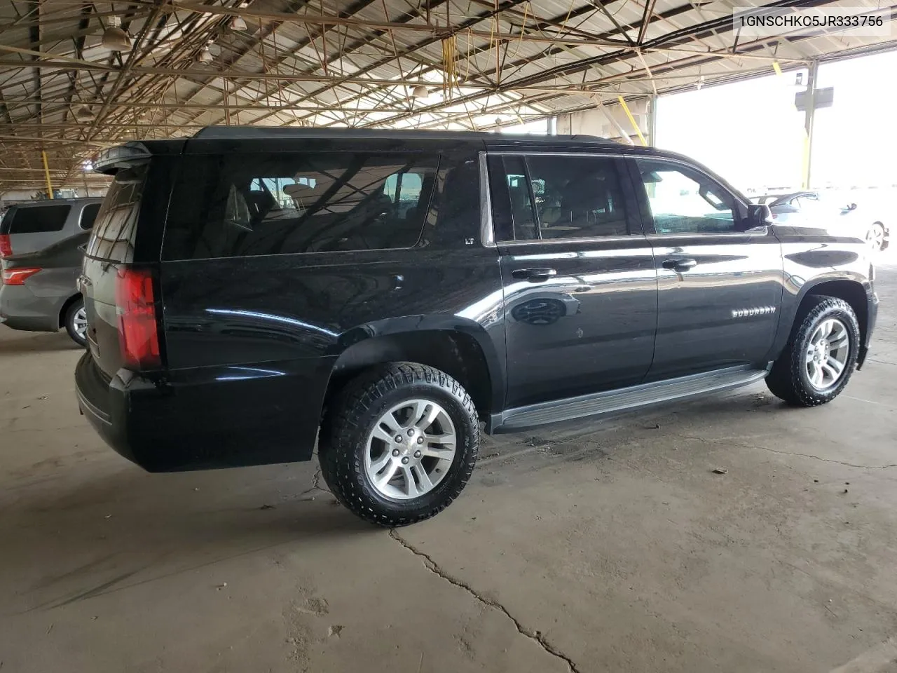 2018 Chevrolet Suburban C1500 Lt VIN: 1GNSCHKC5JR333756 Lot: 69671854