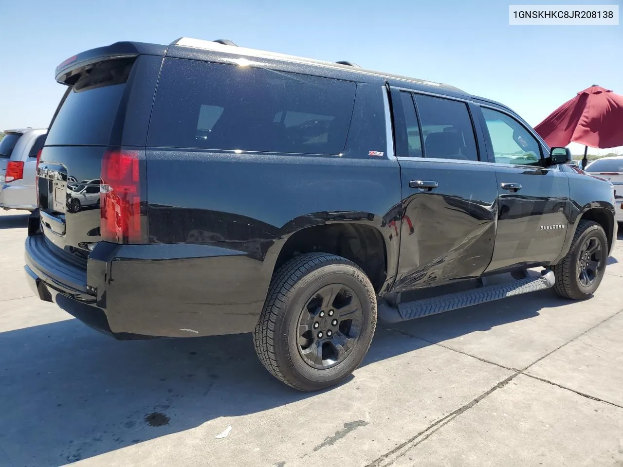 1GNSKHKC8JR208138 2018 Chevrolet Suburban K1500 Lt