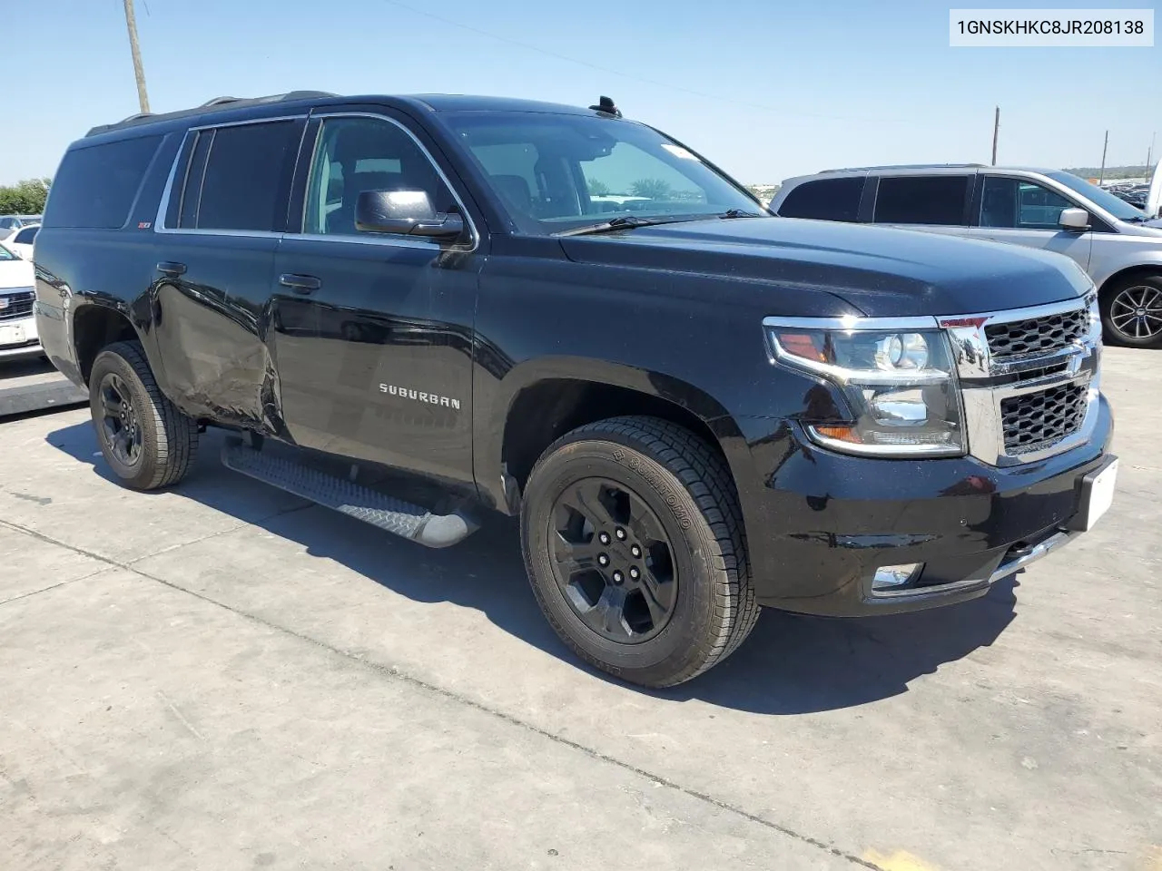 1GNSKHKC8JR208138 2018 Chevrolet Suburban K1500 Lt