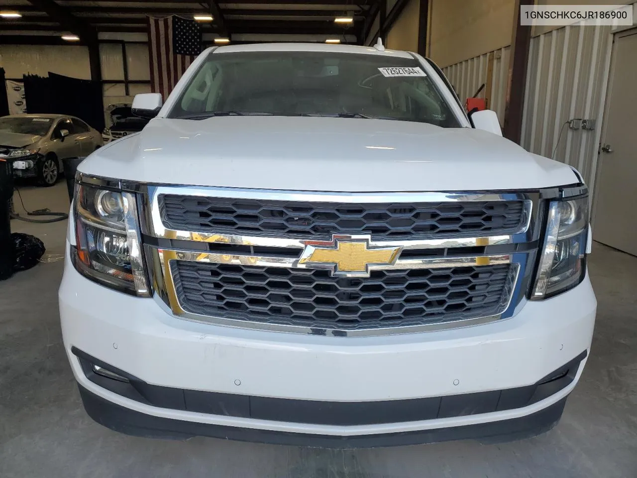 1GNSCHKC6JR186900 2018 Chevrolet Suburban C1500 Lt