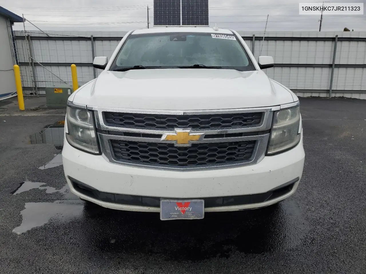 1GNSKHKC7JR211323 2018 Chevrolet Suburban K1500 Lt