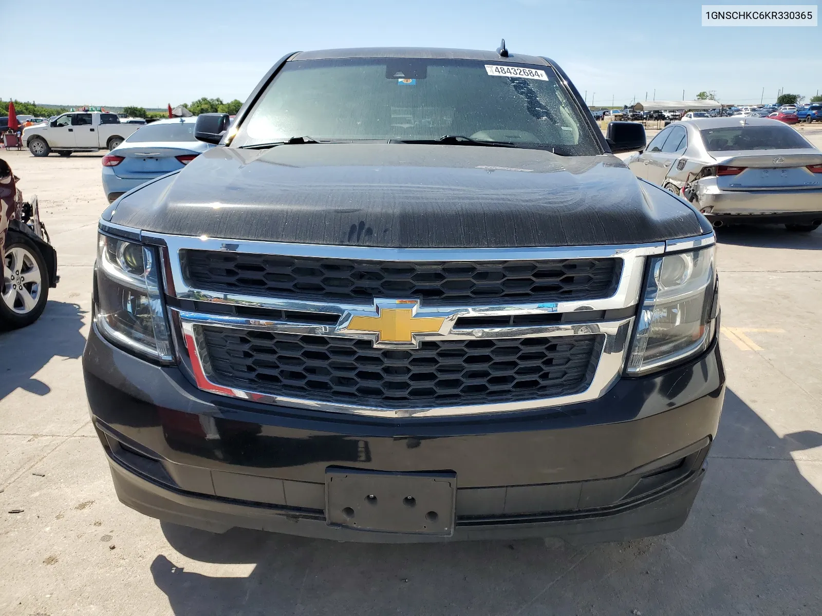 1GNSCHKC6KR330365 2019 Chevrolet Suburban C1500 Lt