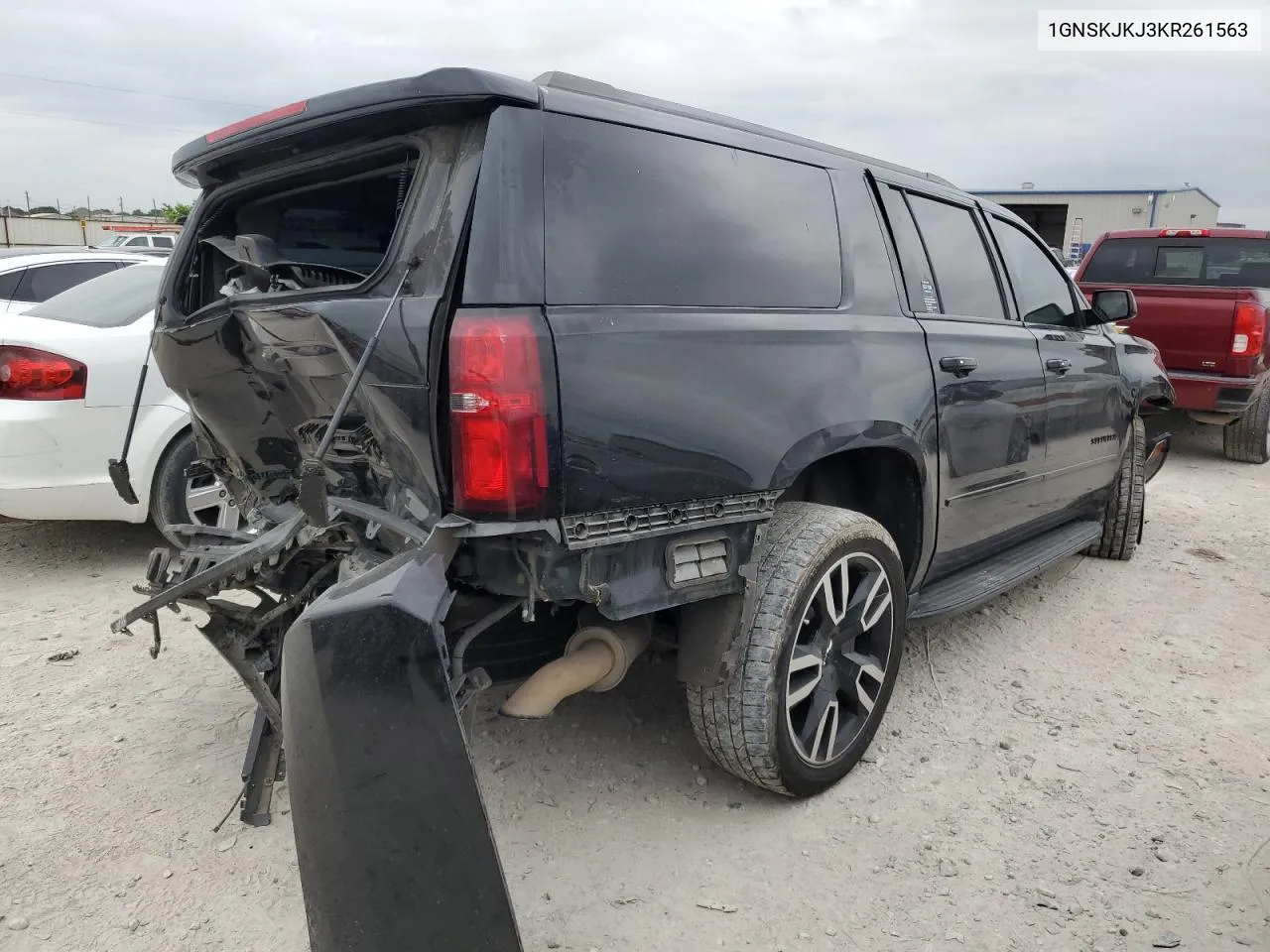 2019 Chevrolet Suburban K1500 Premier VIN: 1GNSKJKJ3KR261563 Lot: 52554934