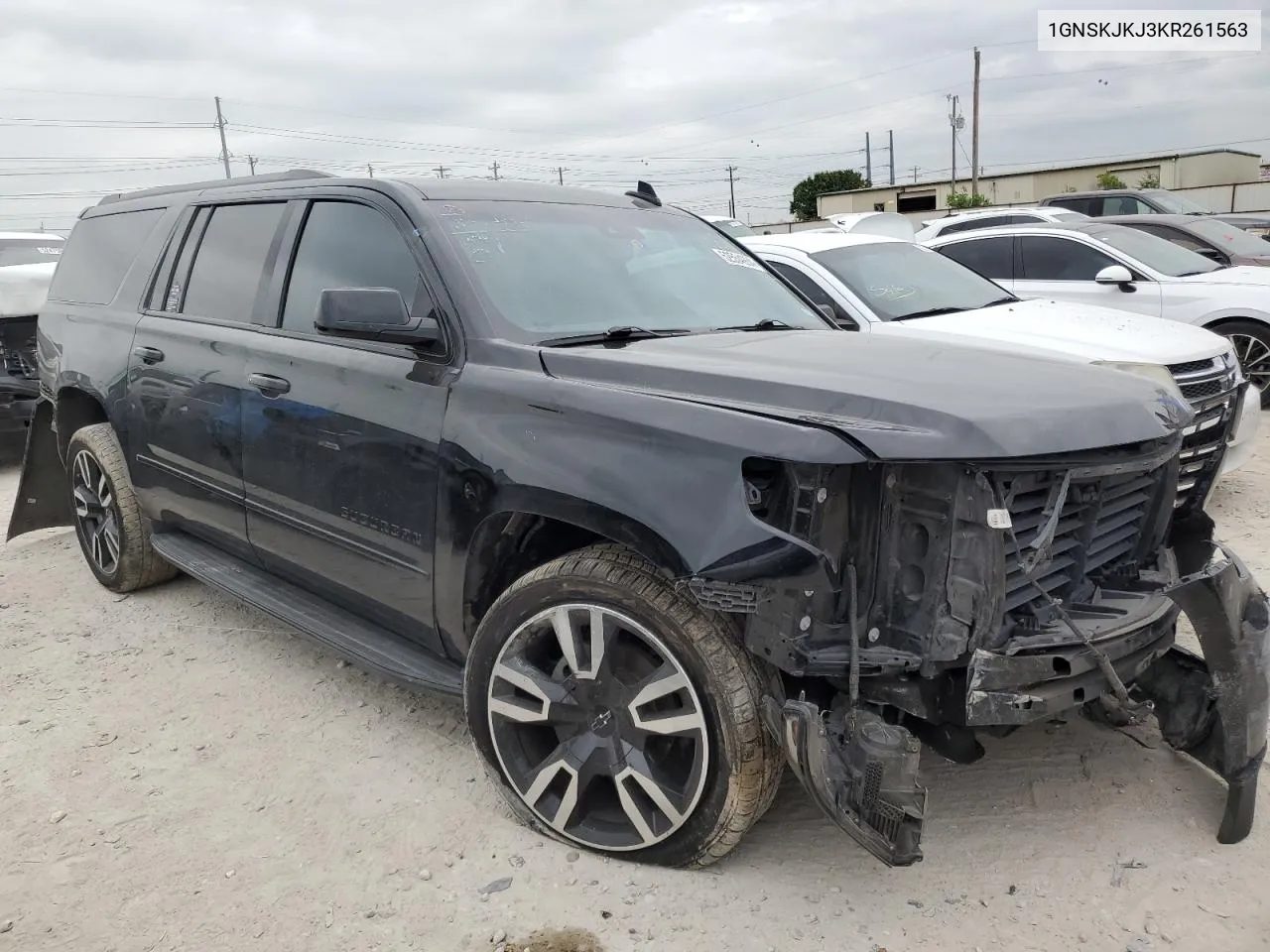 2019 Chevrolet Suburban K1500 Premier VIN: 1GNSKJKJ3KR261563 Lot: 52554934