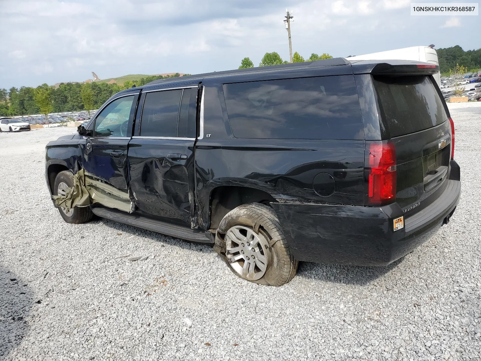 1GNSKHKC1KR368587 2019 Chevrolet Suburban K1500 Lt