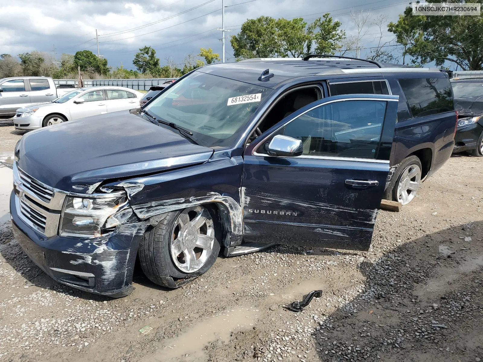 1GNSCJKC7HR230694 2019 Chevrolet Suburban C1500 Premier