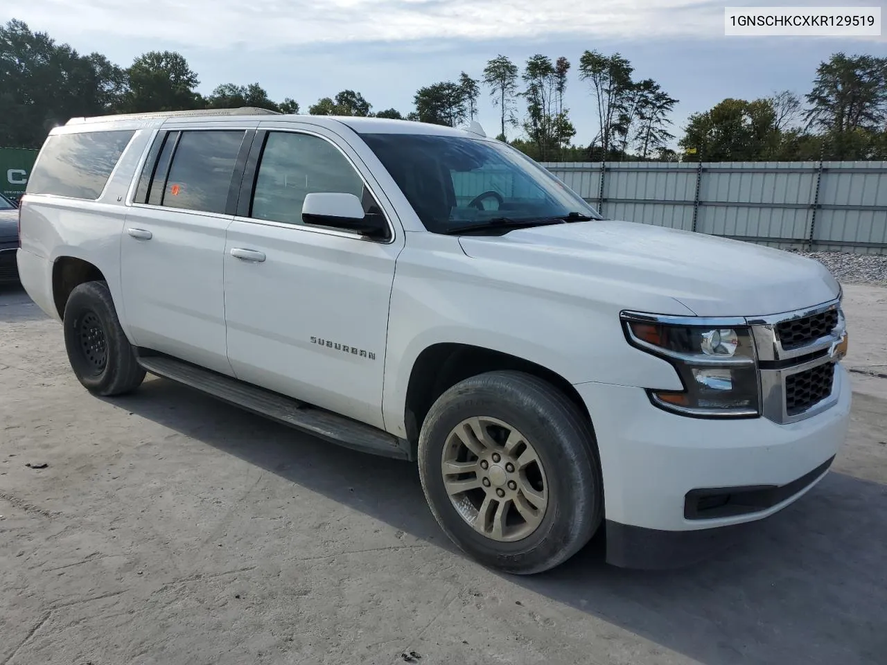 1GNSCHKCXKR129519 2019 Chevrolet Suburban C1500 Lt