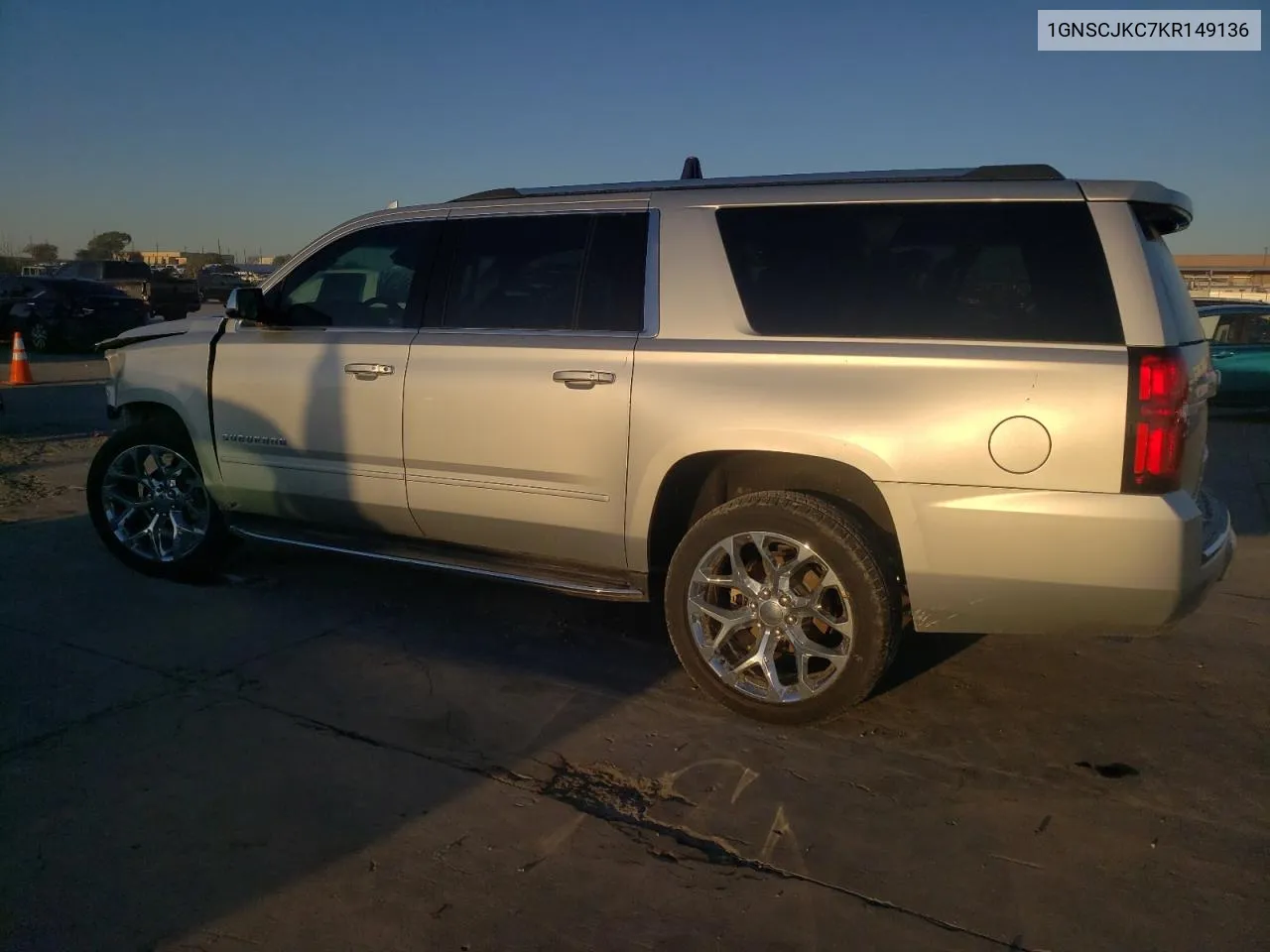 1GNSCJKC7KR149136 2019 Chevrolet Suburban C1500 Premier