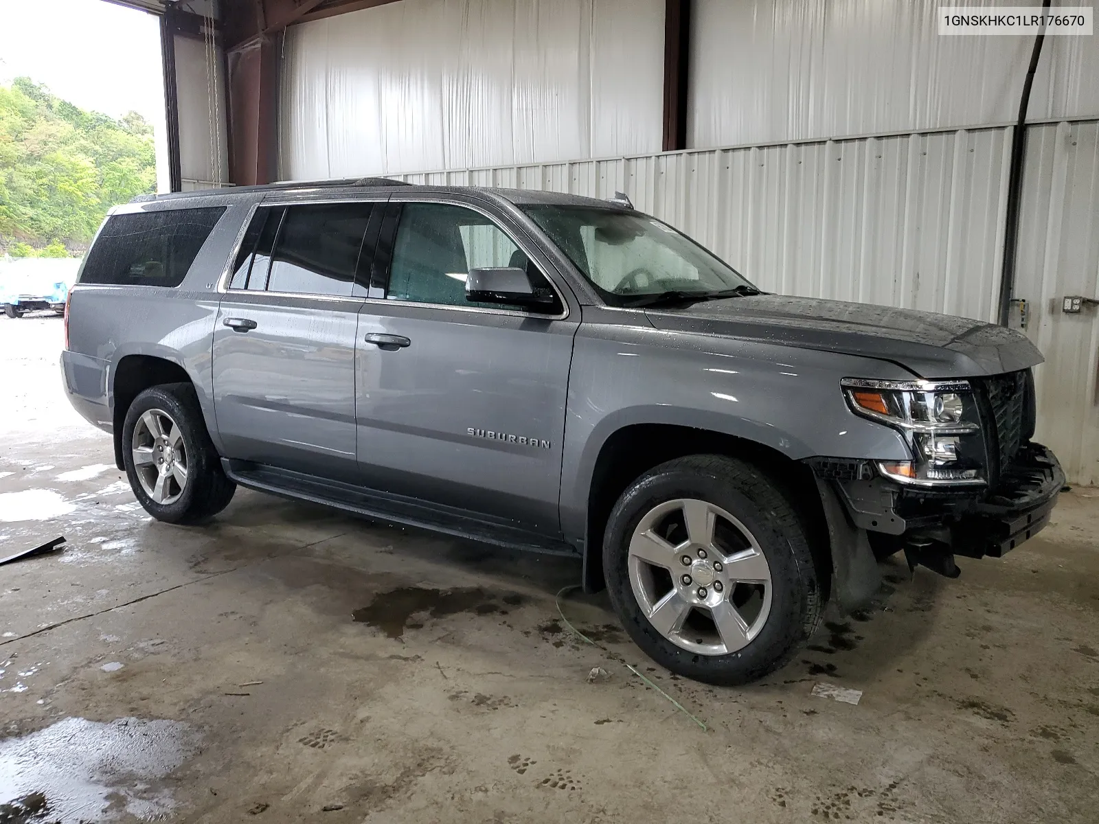 1GNSKHKC1LR176670 2020 Chevrolet Suburban K1500 Lt