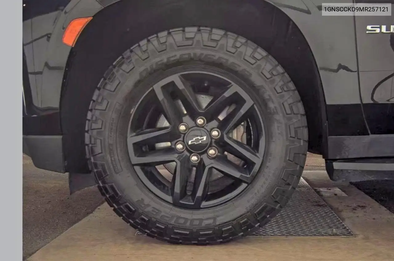 1GNSCCKD9MR257121 2021 Chevrolet Suburban C1500 Lt