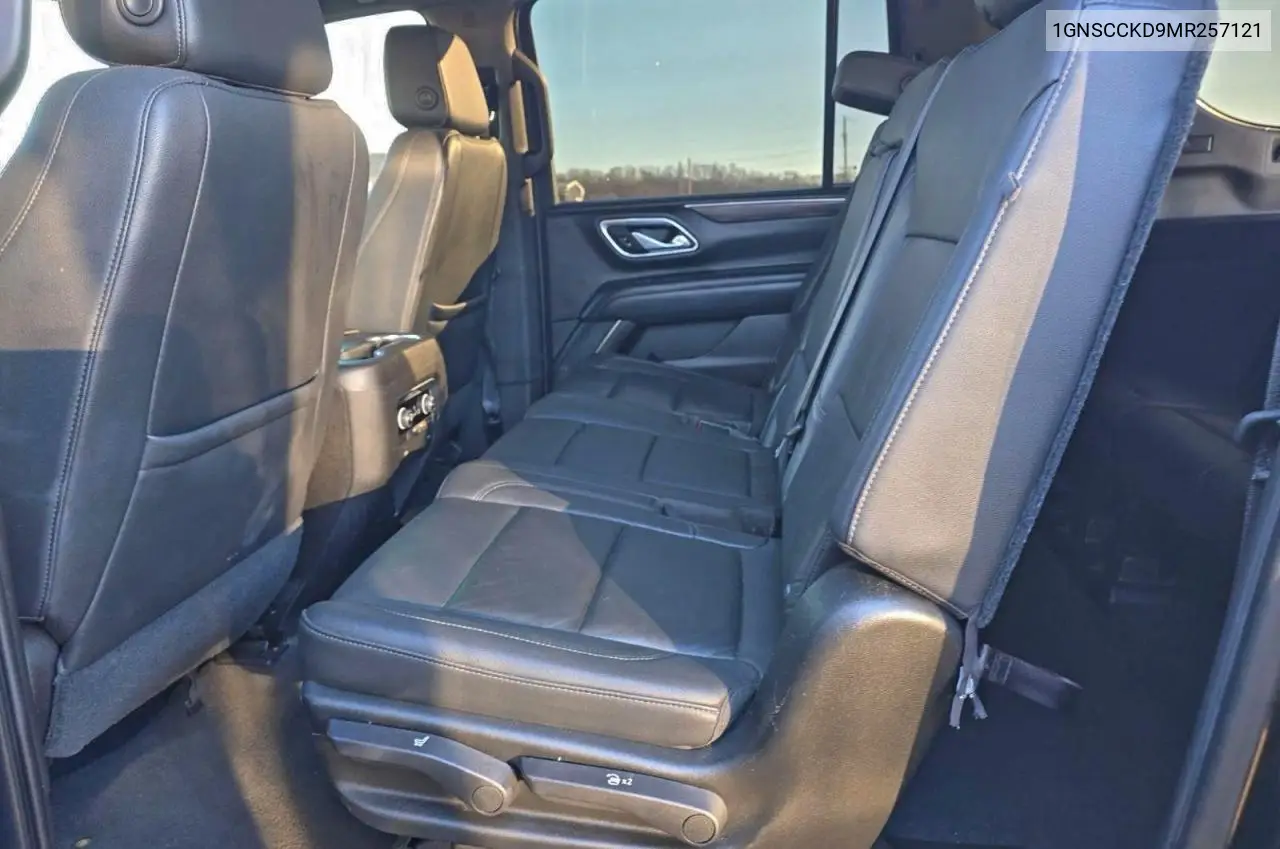 1GNSCCKD9MR257121 2021 Chevrolet Suburban C1500 Lt
