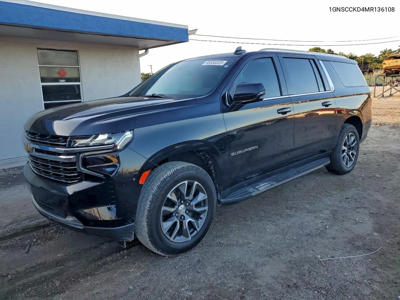 1GNSCCKD4MR136108 2021 Chevrolet Suburban C1500 Lt