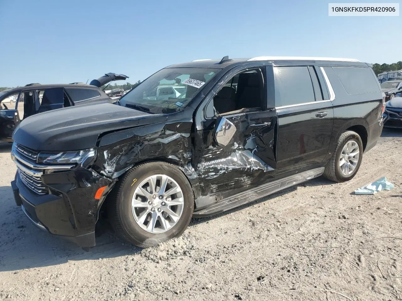 1GNSKFKD5PR420906 2023 Chevrolet Suburban K1500 Premier