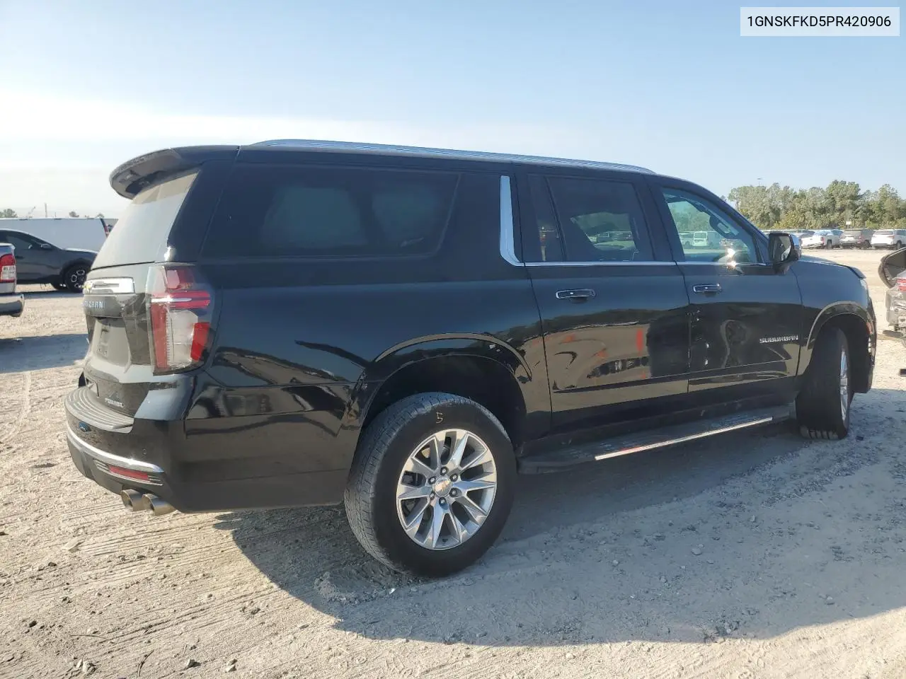 1GNSKFKD5PR420906 2023 Chevrolet Suburban K1500 Premier