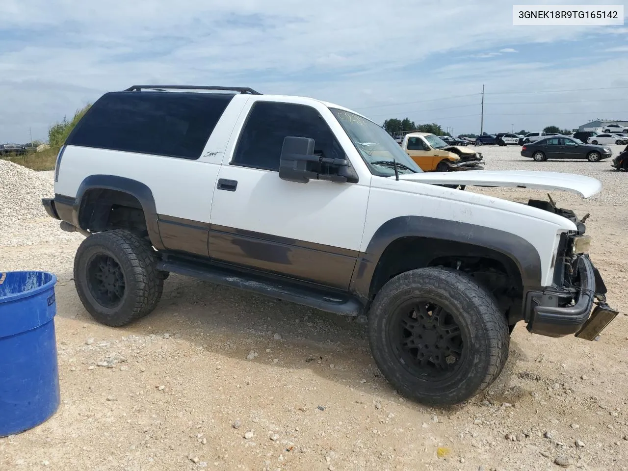 1996 Chevrolet Tahoe K1500 VIN: 3GNEK18R9TG165142 Lot: 70018514