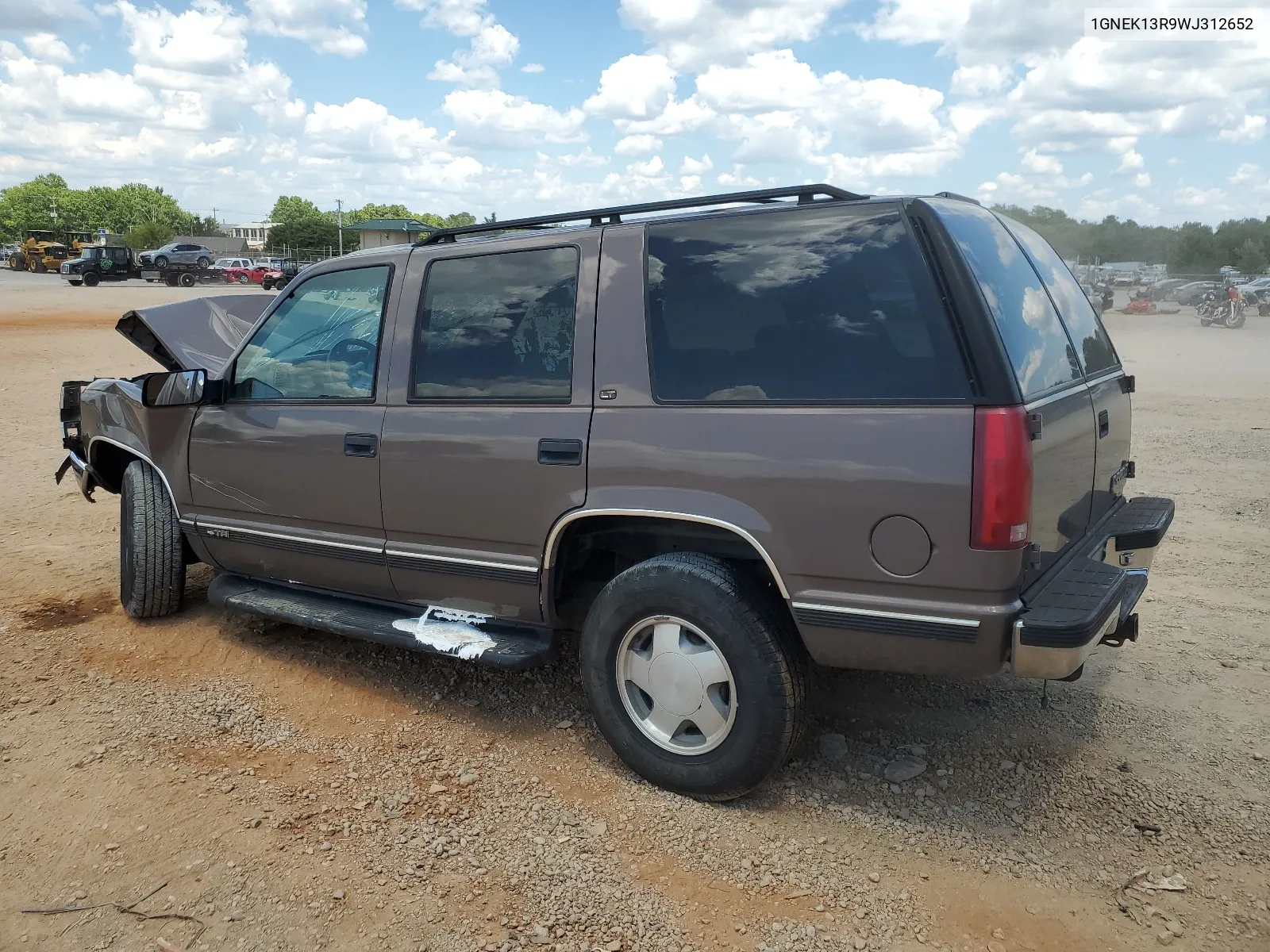 1998 Chevrolet Tahoe K1500 VIN: 1GNEK13R9WJ312652 Lot: 62640574