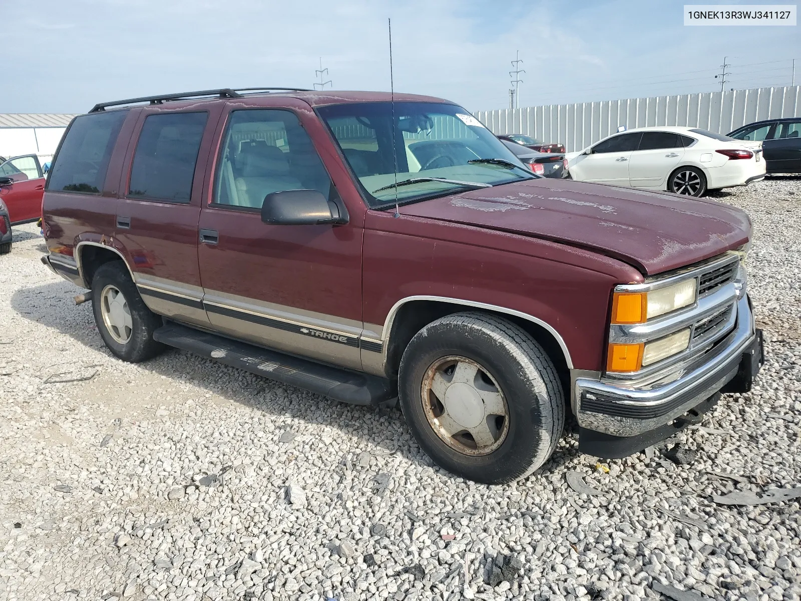 1998 Chevrolet Tahoe K1500 VIN: 1GNEK13R3WJ341127 Lot: 67648714