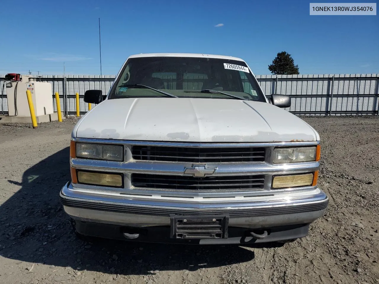 1998 Chevrolet Tahoe K1500 VIN: 1GNEK13R0WJ354076 Lot: 72605944