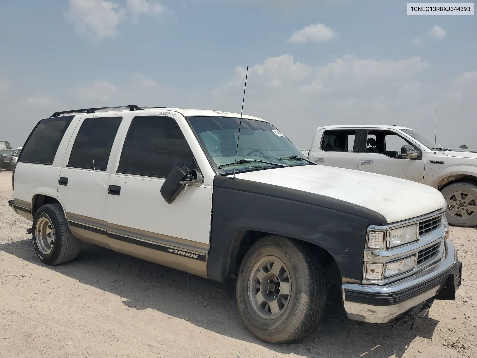 1999 Chevrolet Tahoe C1500 VIN: 1GNEC13R8XJ344393 Lot: 61496464