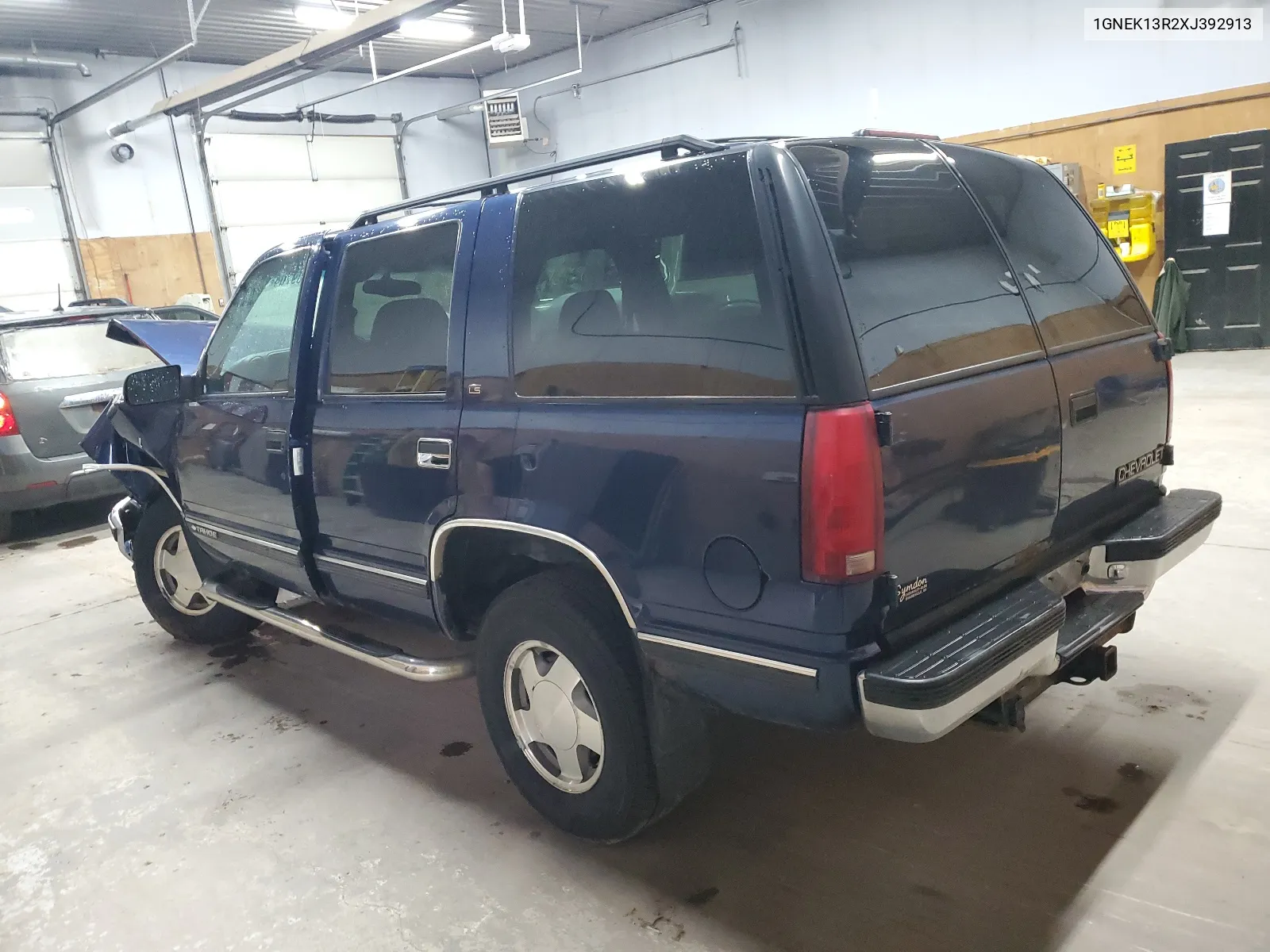 1999 Chevrolet Tahoe K1500 VIN: 1GNEK13R2XJ392913 Lot: 66909704