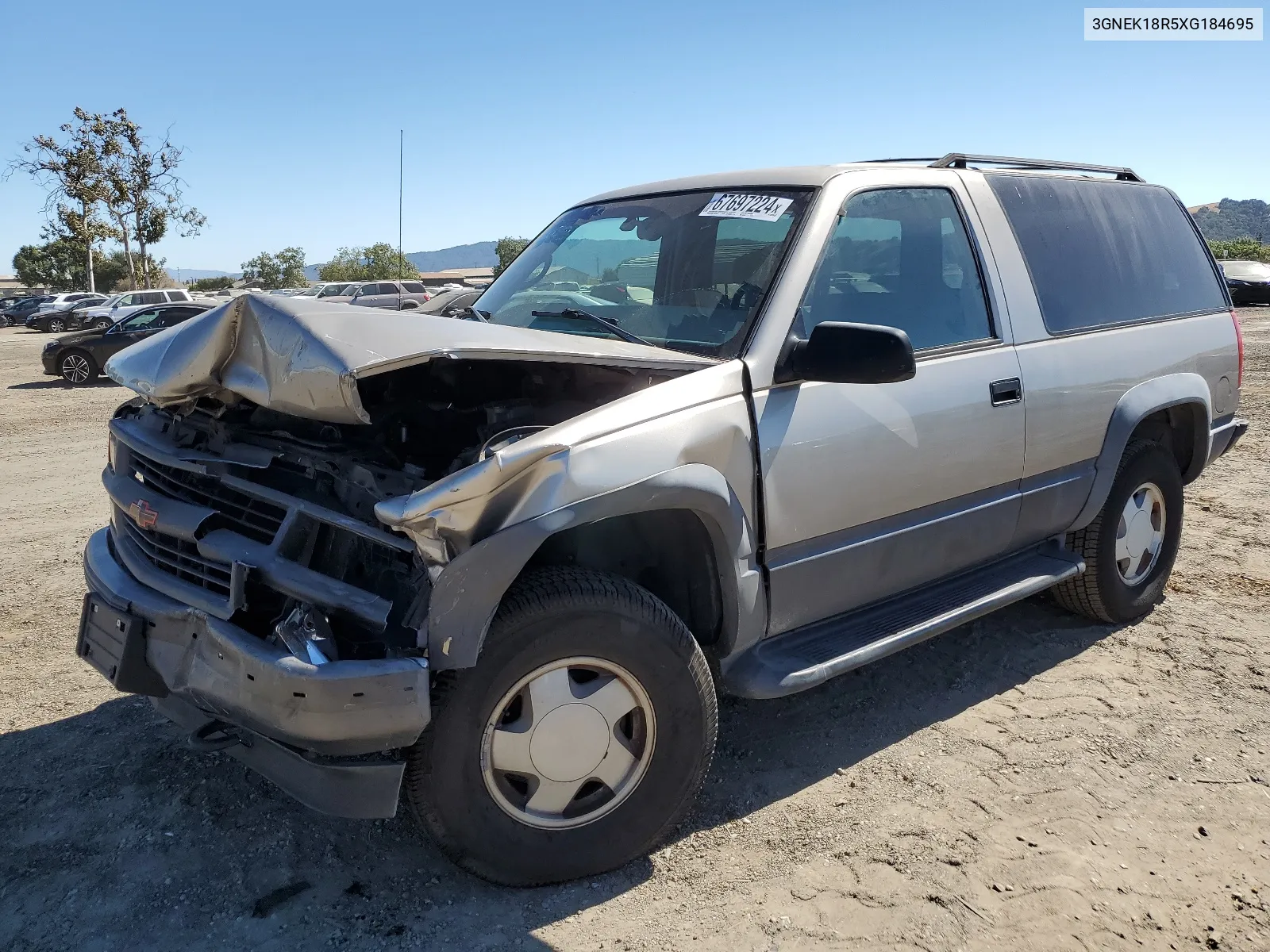 1999 Chevrolet Tahoe K1500 VIN: 3GNEK18R5XG184695 Lot: 67697224