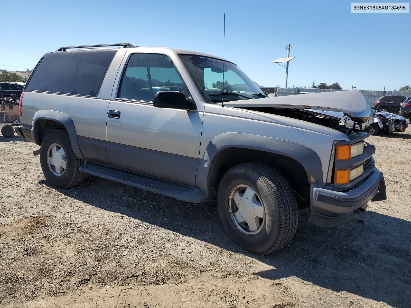 1999 Chevrolet Tahoe K1500 VIN: 3GNEK18R5XG184695 Lot: 67697224